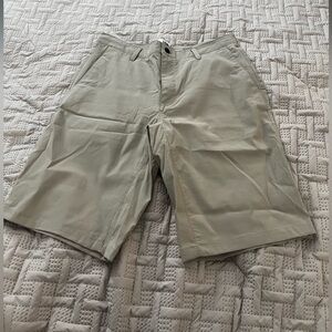 The North Face Men's Khaki Flat Front Shorts
